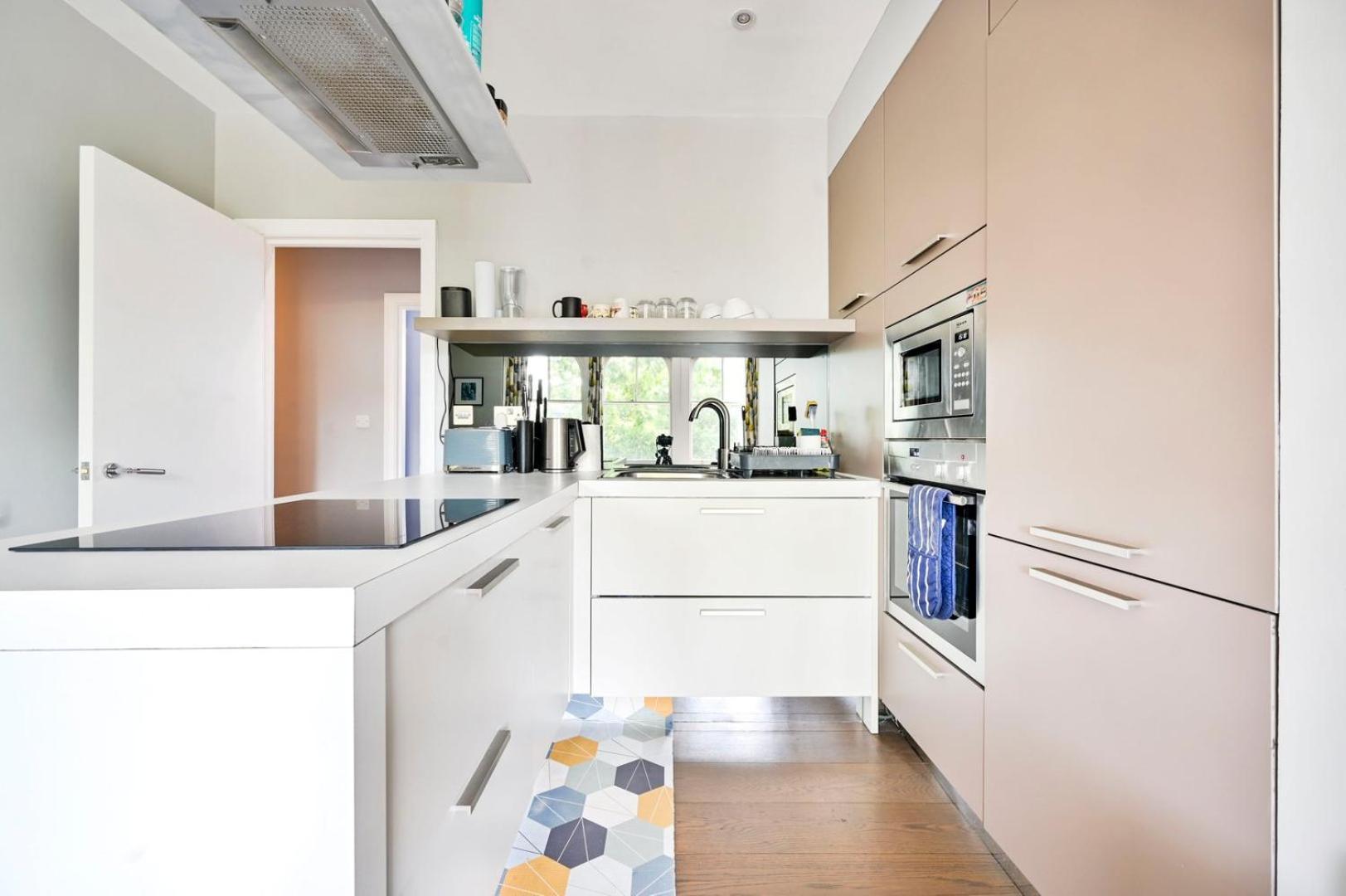 Ferienwohnung Guestready - Charming Retreat In Kennington London Exterior foto